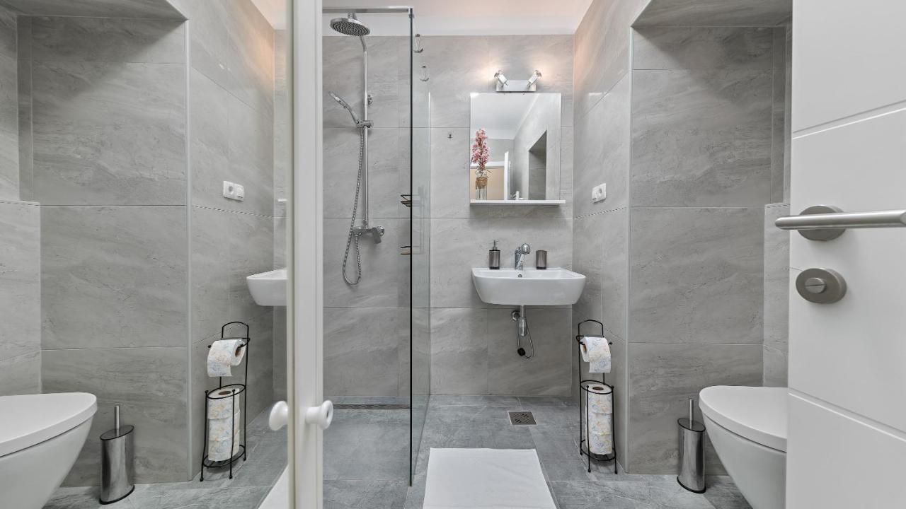 Brand New Apartment In City Center, Big Terrace Zagreb Ngoại thất bức ảnh